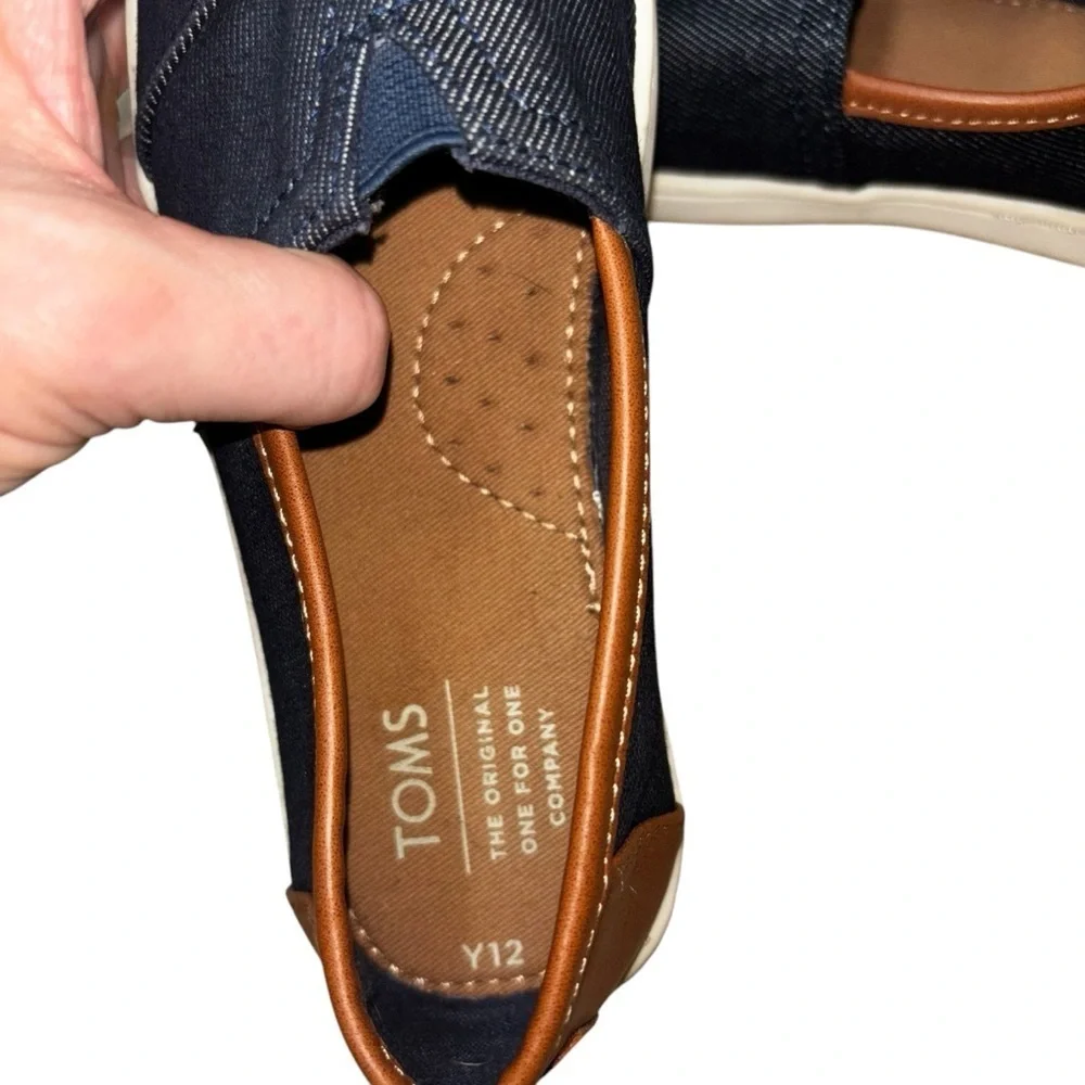 Toms Boys Size 12 Alpargata Slip on Shoes Denim Upper w. Leather Accents Blue